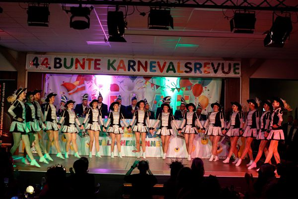 karneval-2026-83C2579C74-CCB2-B718-2AB6-ECEE8F7D1730.jpg