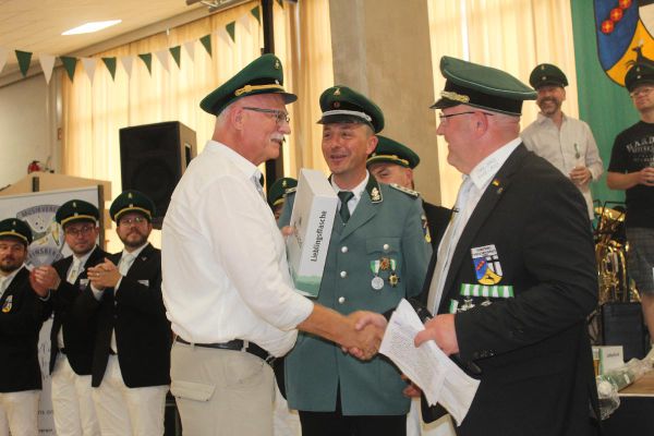 sonntag-2026-61C6D7CD53-8A66-6197-C6D1-FF391A3AC710.jpg